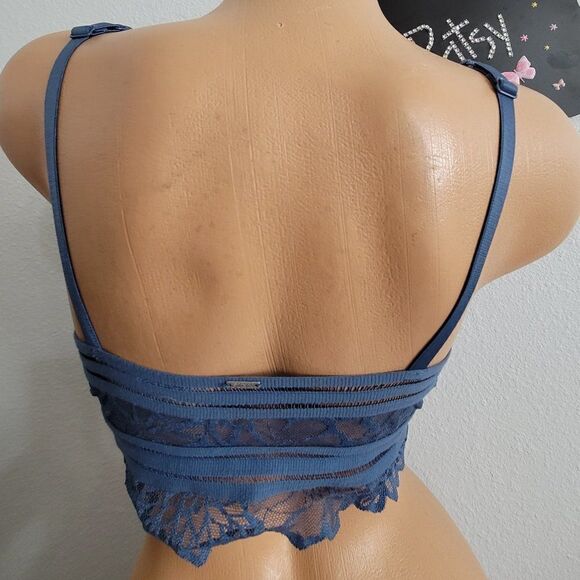 1147 MEDIUM Victoria's Secret PINK Light Lined Floral Lace Bralette NWT - Picture 6 of 6